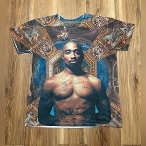 TUPAC FOREVER21 women’s tshirt - size medium